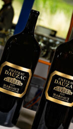 Chateau Dauzac : gravure sur bouteille en verre. Une réalisation MSV.