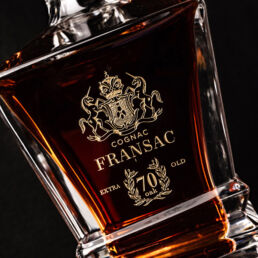 Cognac Fransac : gravure sur carafe cristal. Une r&eacute;alisation MSV.