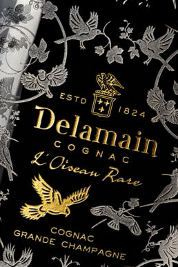 Détails gravure carafe L'Oiseau Rare, Cognac Delamain. Une réalisation MSV.